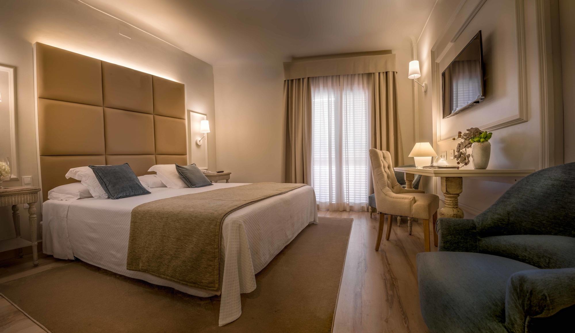 Hotel Pirineos Figueres By Pierre & Vacances Exterior photo