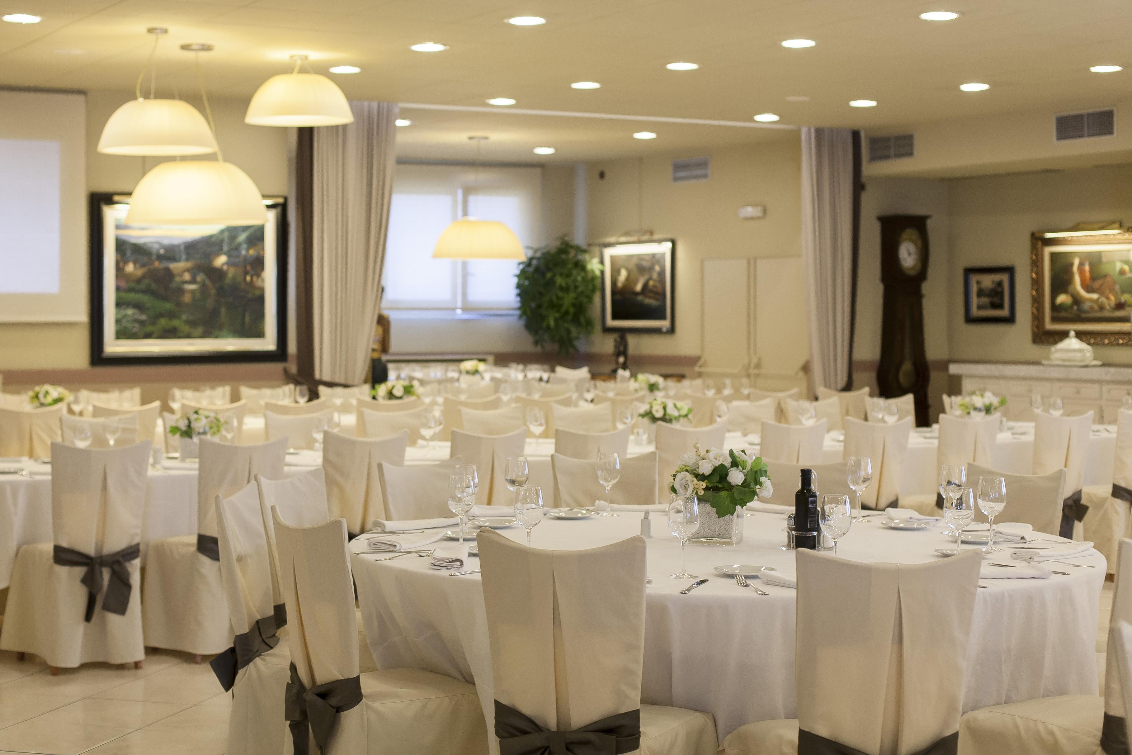 Hotel Pirineos Figueres By Pierre & Vacances Exterior photo