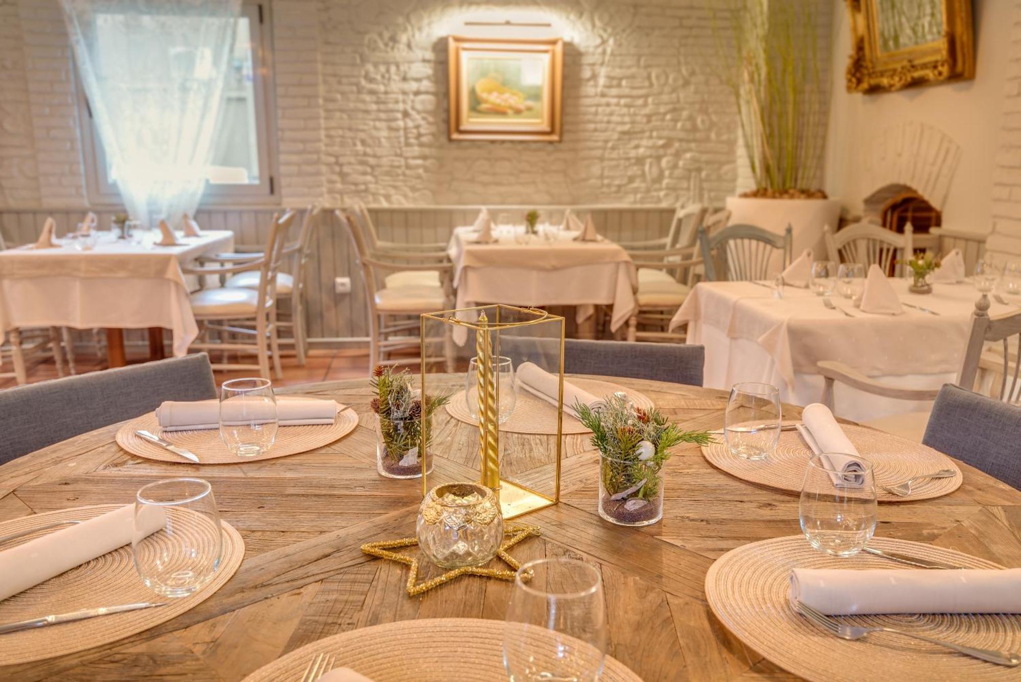 Hotel Pirineos Figueres By Pierre & Vacances Exterior photo