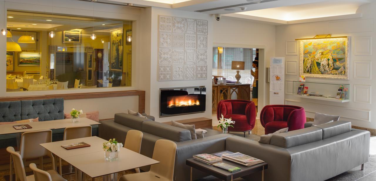 Hotel Pirineos Figueres By Pierre & Vacances Exterior photo